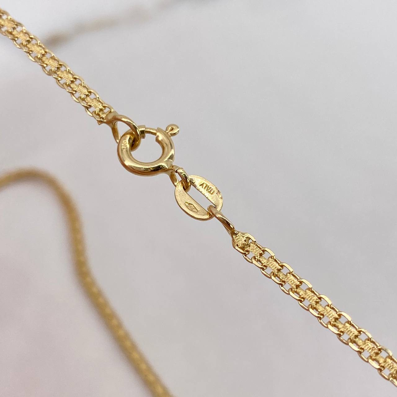 Cadena China  4.15gr / 45cm / 2.1mm Oro Amarillo +0$