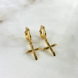 Candongas Cruz 3.7gr / 2.7cm-1.7cm / Oro Amarillo