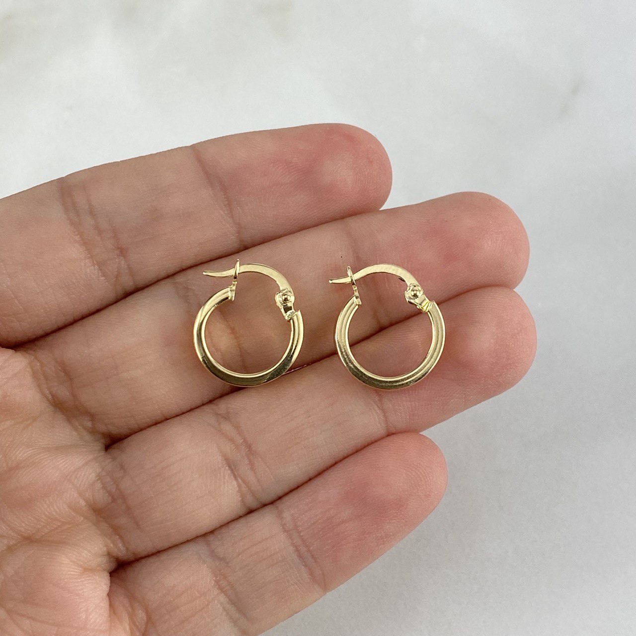 Candongas Diani 1.35gr / 1.4cm / Lisa Oro Amarillo