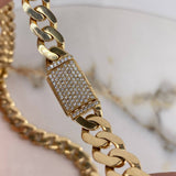 Cadena Cubana  56.3gr / 60cm / 9.85mm Broche Especial Circones Blancos  Oro Amarillo Nac.Esp  $