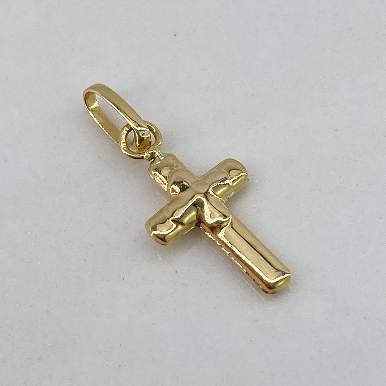 Dije Cruz 0,3gr / 2cm / Liso Oro Amarillo$