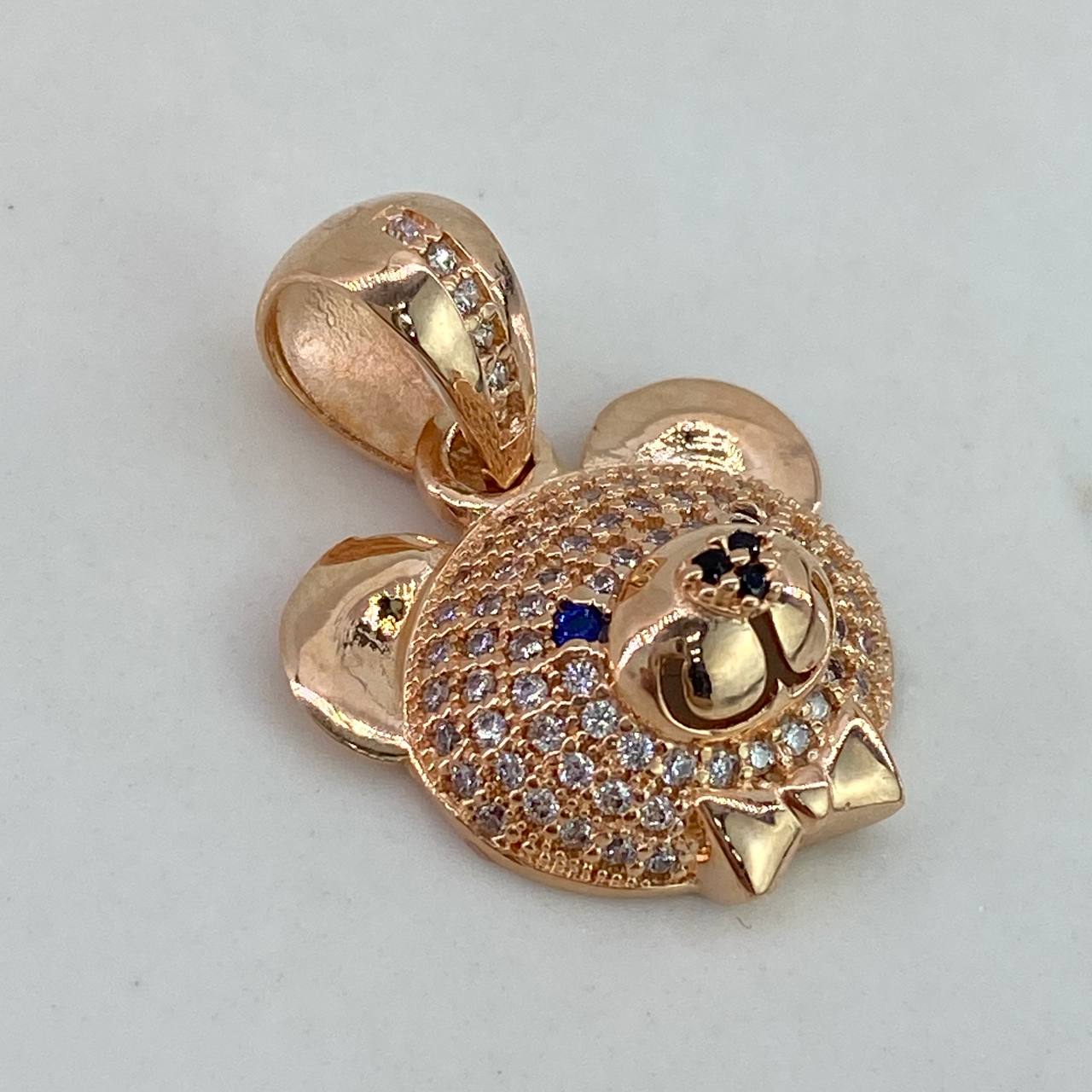 Dije Rostro Oso  3.9gr / 2.5cm / Circones Blancos Azules Oro Rosa$