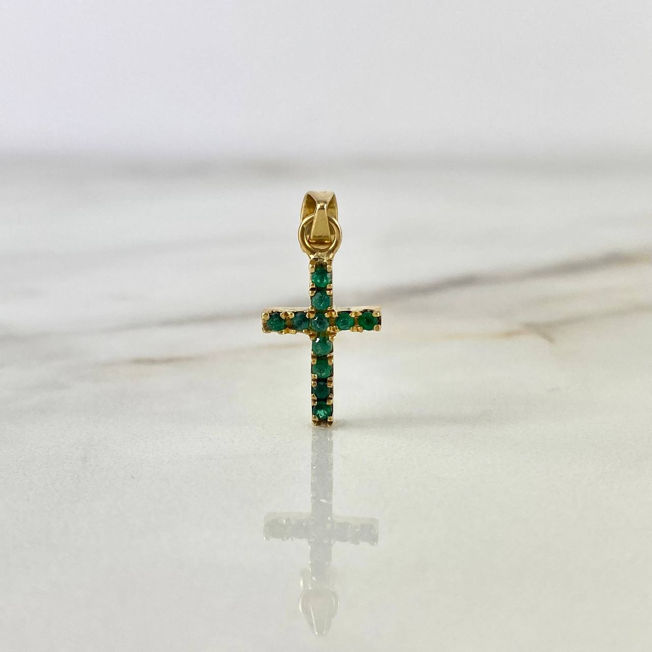 Dije Cruz 1.65gr / 2.5cm Esmeraldas 20pts Oro Amarillo (Joya)*