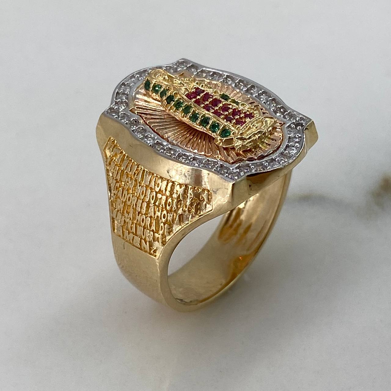Anillo Virgen de Guadalupe 11.8gr / T10 3/4 / Circones Blancos Verdes Fucsia Oro Amarillo$