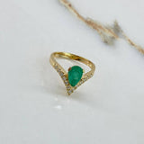 Anillo Gota Curva  3.3gr / T7 3/4 / 2 Kt Esmeralda- 2 Pts Diamante Oro Amarillo (Joya)$