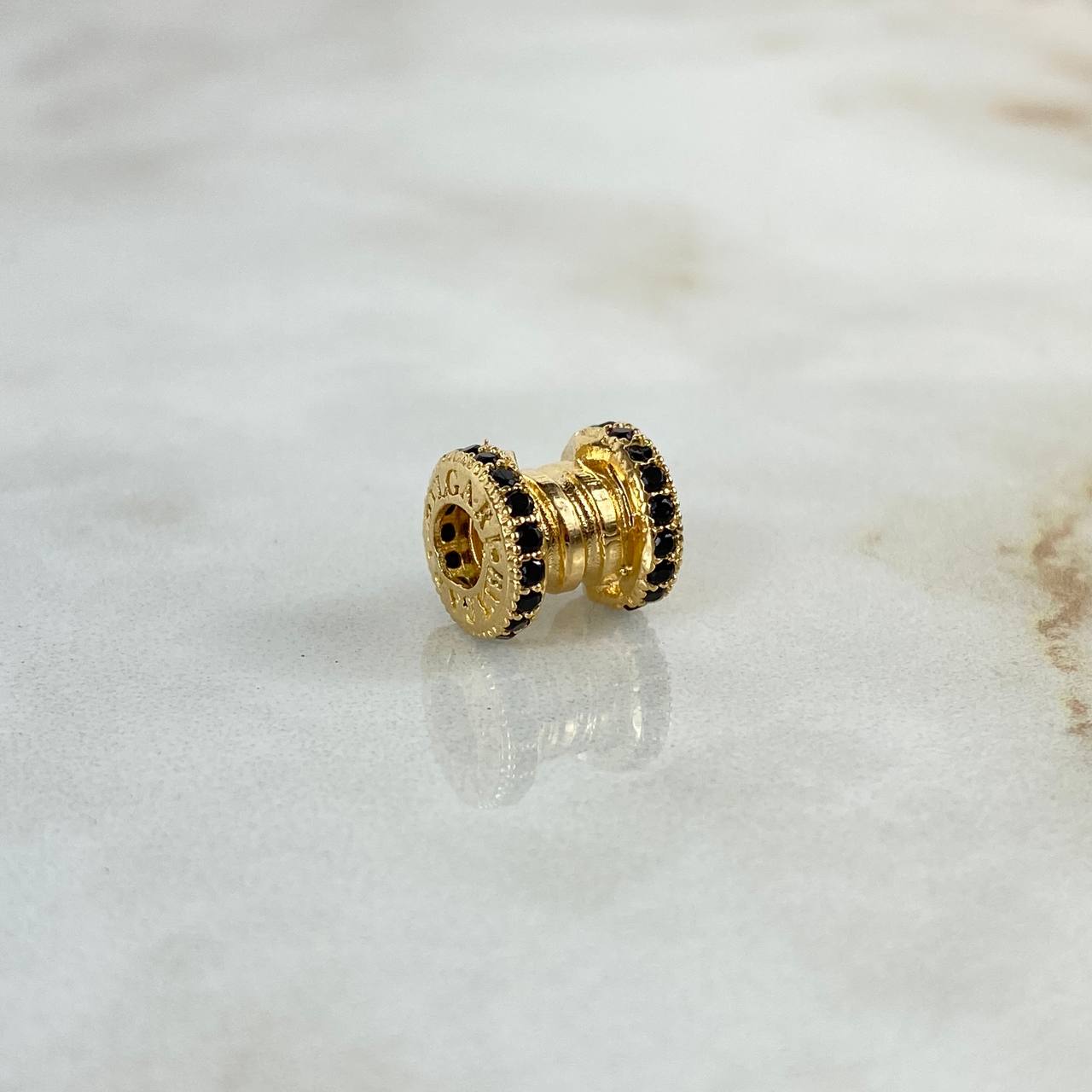 Herraje Tornillo de Arena 2.2gr / 0.85cm / 8mm Circones Negros Oro Amarillo ©