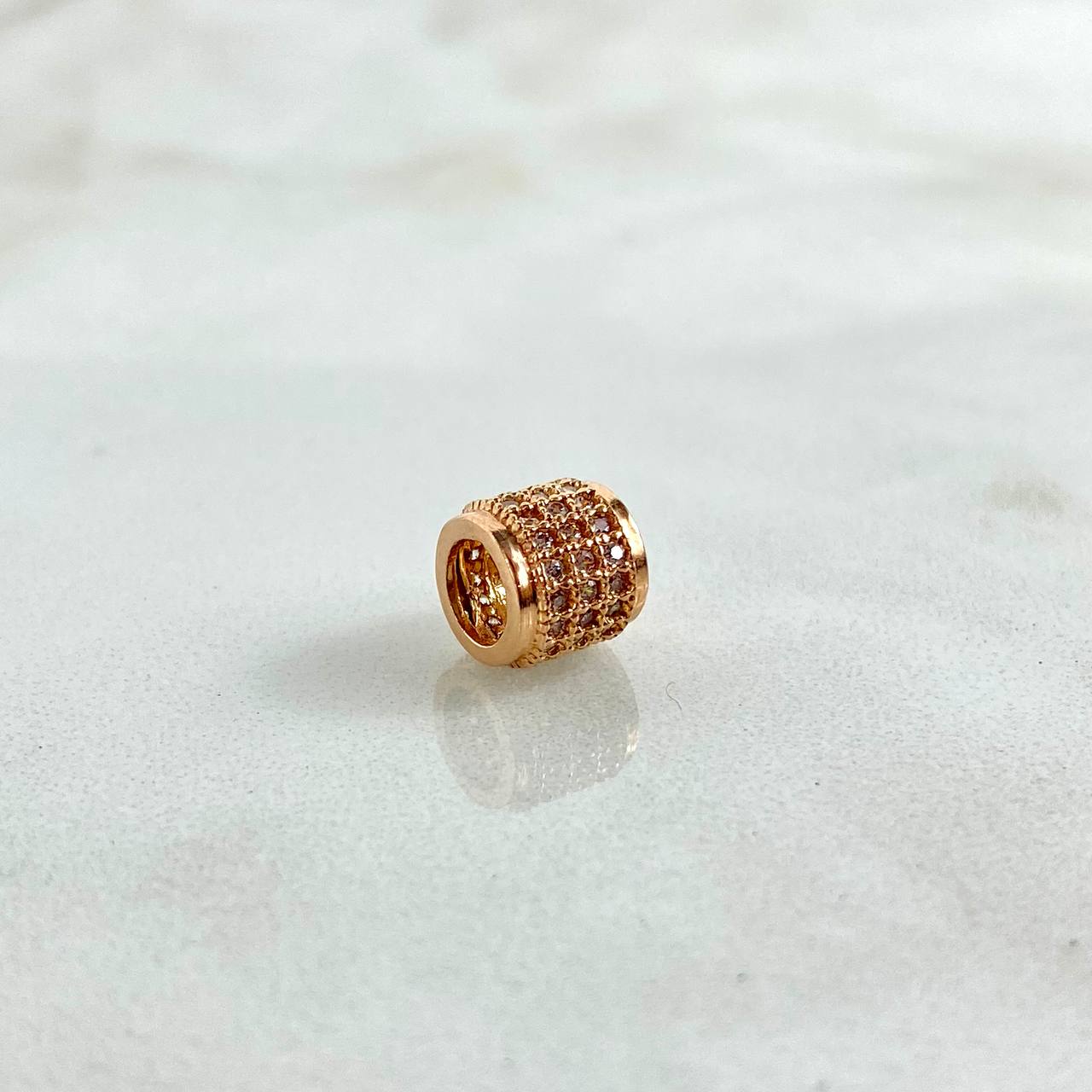 Herraje Cilindro 1.35gr / 0.7cm / 7mm Circones Blancos Oro Rosa ©