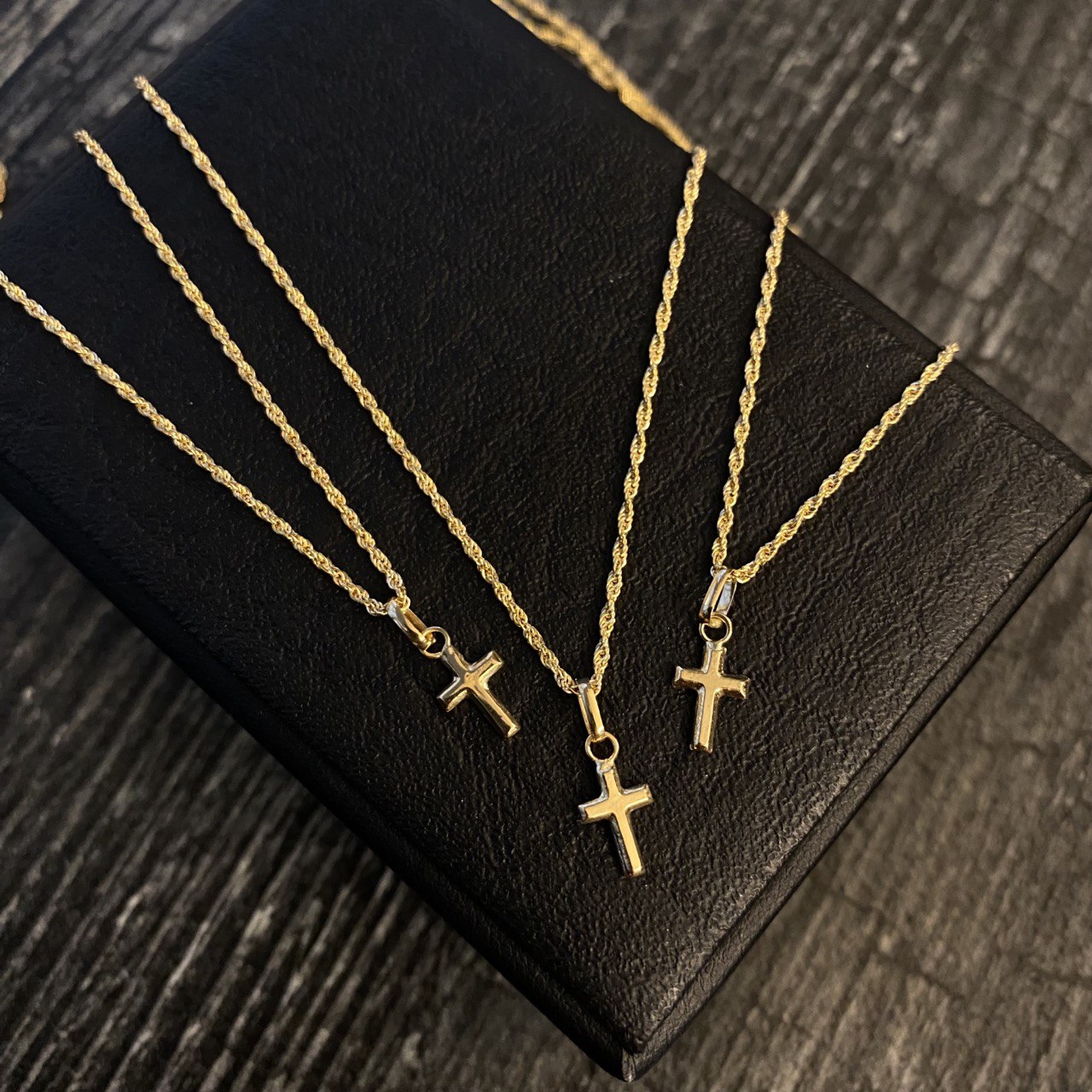 Cadena Lazo 1.1gr / 60cm + Dije Cruz Lisa 0.2gr / 1.6cm Oro Amarillo (Oferta)