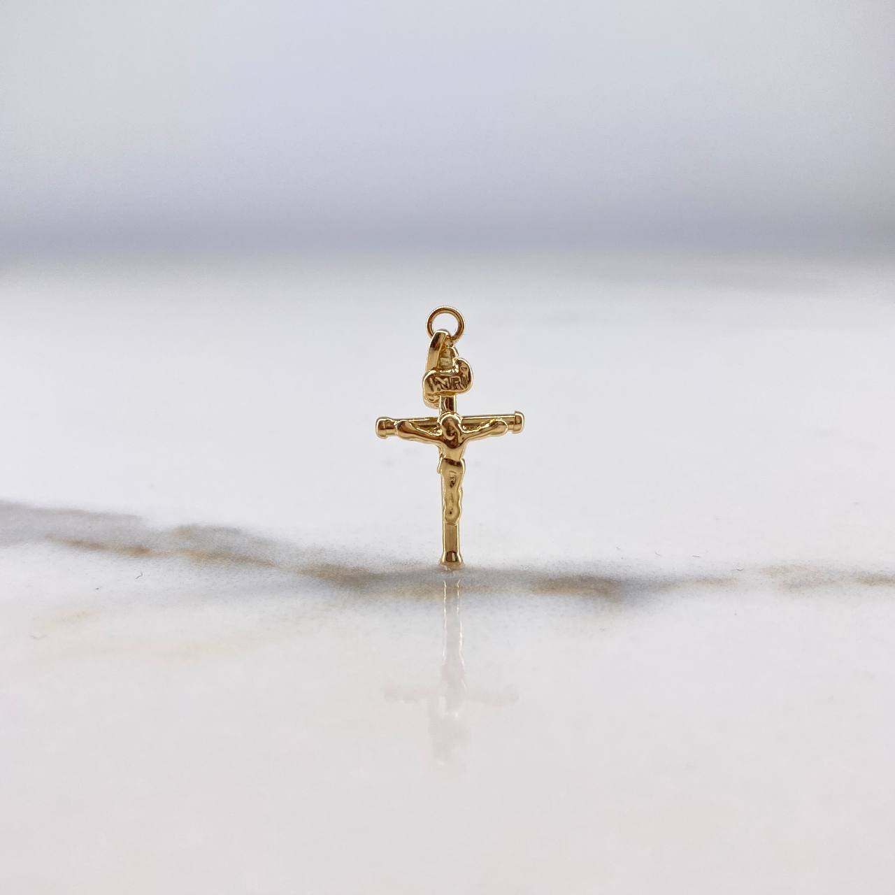 Dije Cruz Cristo  0.6gr / 2.5cm / Baston  Liso  Oro Amarillo &