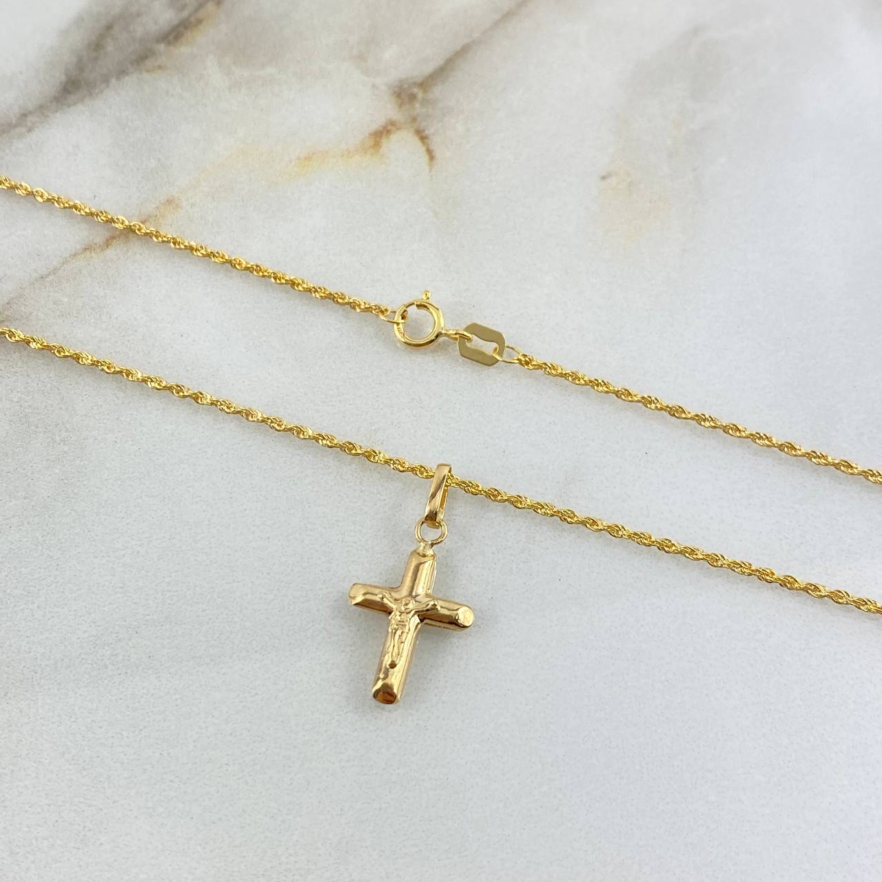 Cadena Lazo 1.1gr / 60cm + Dije Cristo 0.55gr / 2.1cm Soplado Oro Amarillo (Oferta)