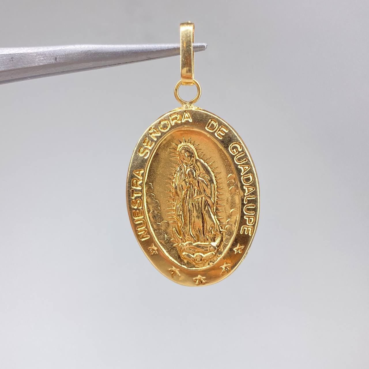 Dije Virgen de Guadalupe 3.5gr / 4.5cm / Liso Troquelado Oro Amarillo &