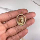 Dije Silueta Virgen María 5.8gr / 3.5cm / Circones Blancos Oro Amarillo &