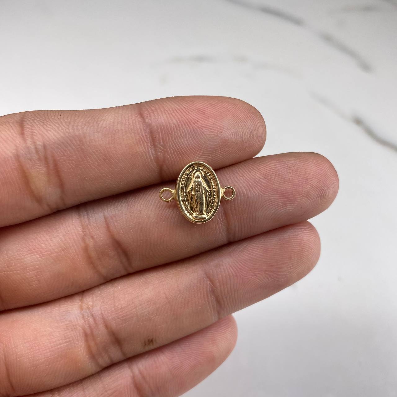 Herraje Virgen Milagrosa  0.7gr / 1.5cm / Liso  Oro Amarillo &