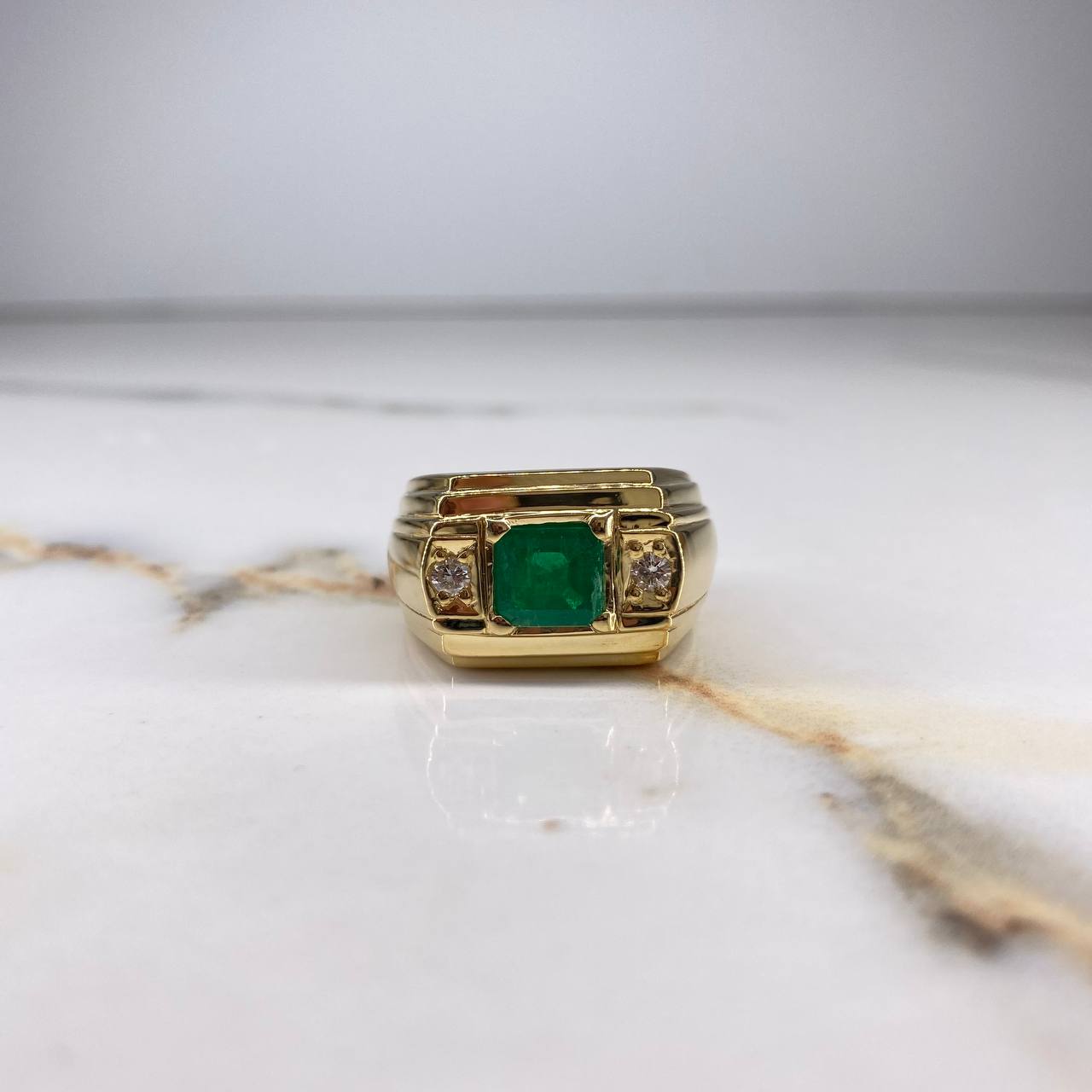 Anillo Greca Egipcia 18gr / T10 / 3.15 Ct Emeralda 19 Pts Diamante   Oro Amarillo (Joya) $