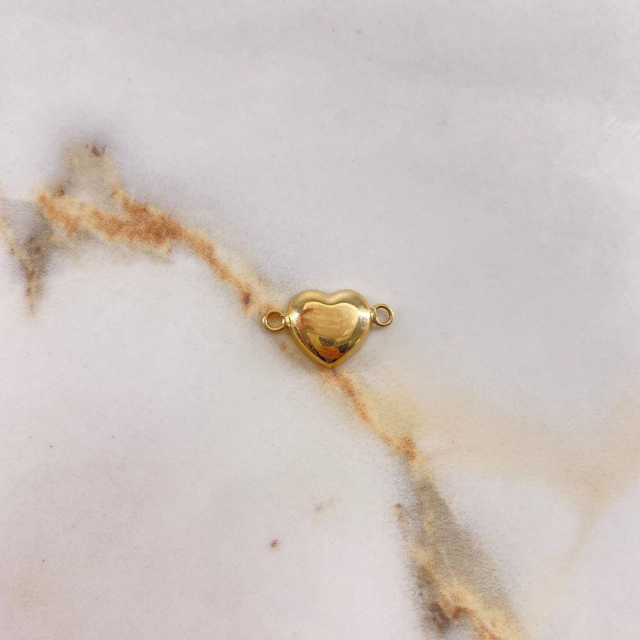 Herraje Corazon  0.8gr / 1.5cm-Liso  Oro Amarillo &