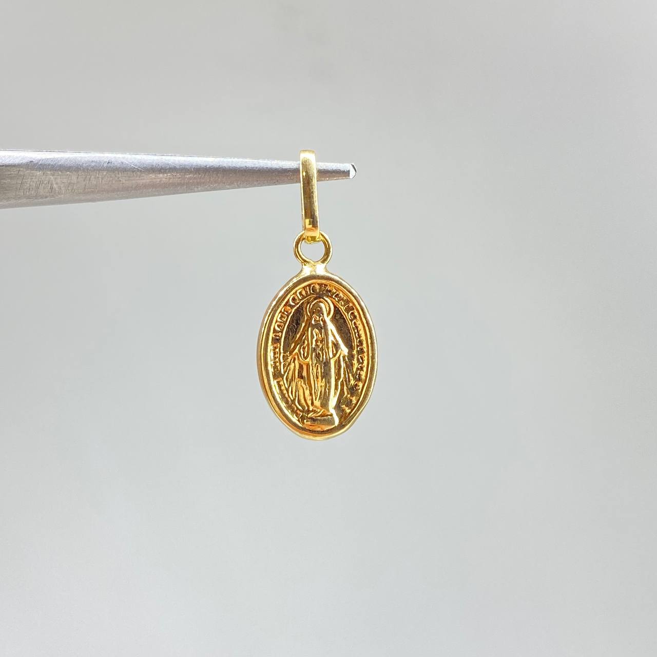 Dije Virgen Milagrosa 0.6gr / 1.5cm / Troquelado Oro Amarillo &