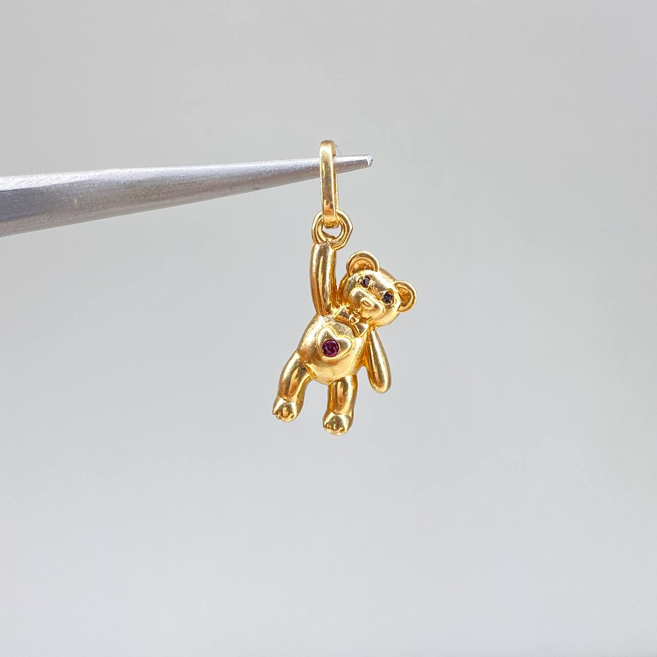 Dije Oso 1.8gr / 2.5cm / Circones Fucsia Negro Oro Amarillo &