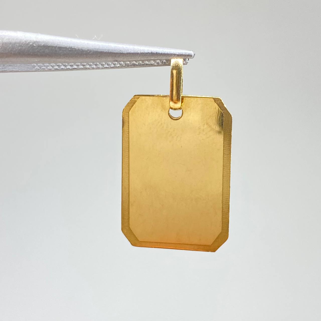 Dije Placa Rectangular  2.05gr / 2.5cm / Lisa  Oro Amarillo &