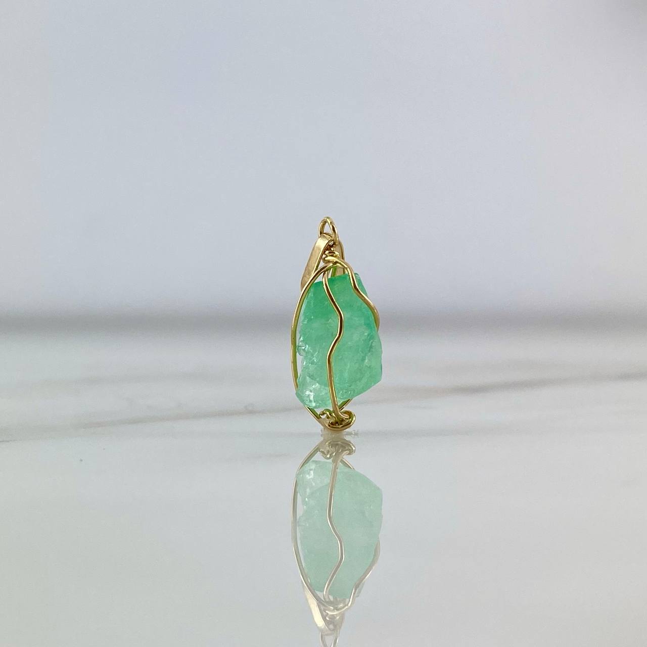 Dije Morralla Esmeralda Grande Oro Amarillo 18K (Joya) ©