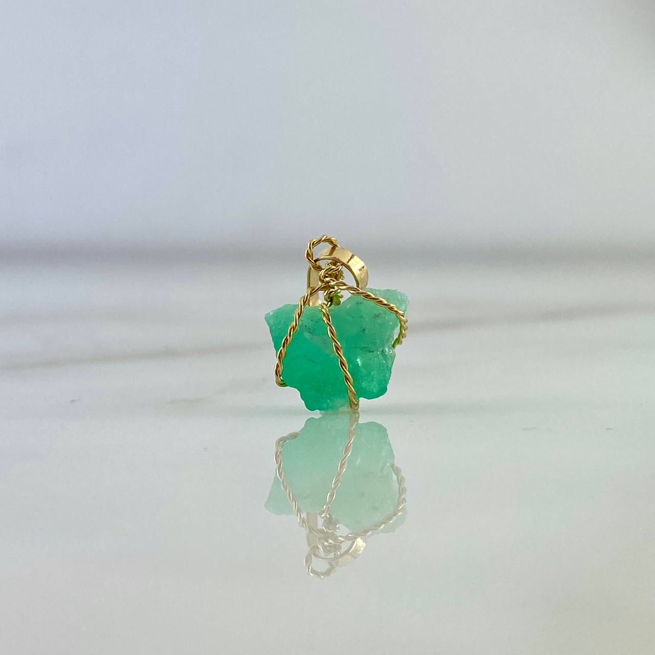 Dije Morralla Esmeralda Grande Oro Amarillo 18K (Joya) ©