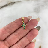 Dije Cruz Mini Aros 1.3gr / 2.1cm / Esmeraldas 18pts Oro Amarillo (Joya) *