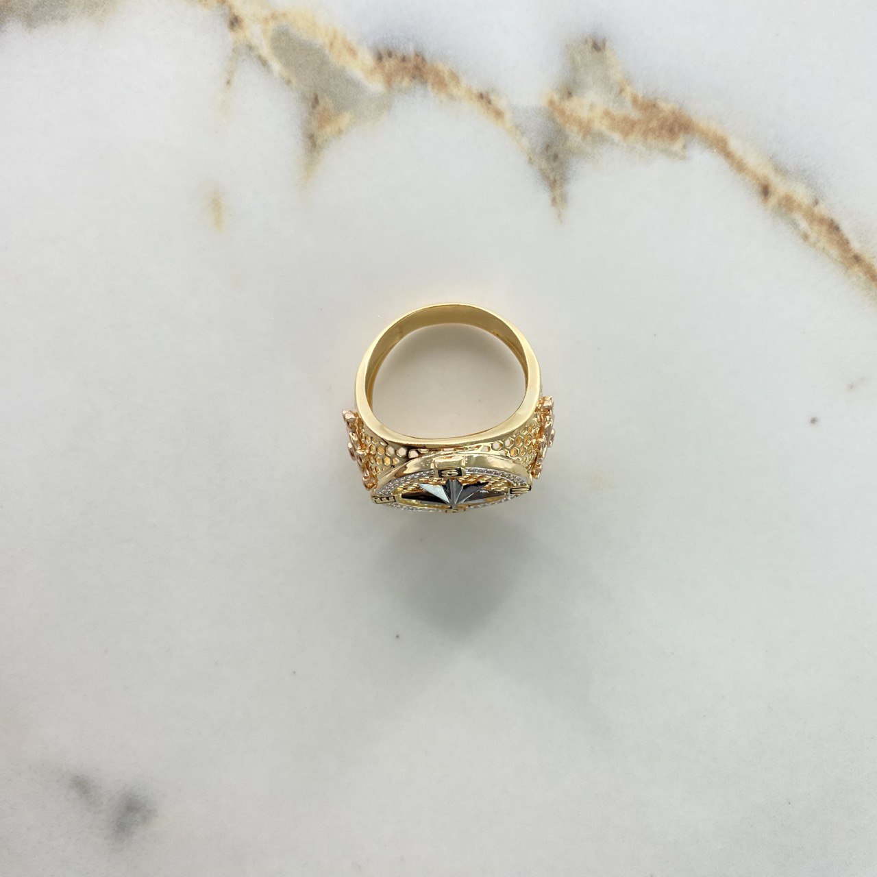 Anillo Sello Brujula 9.35gr / 10 / Circones Blancos Tres Oros &