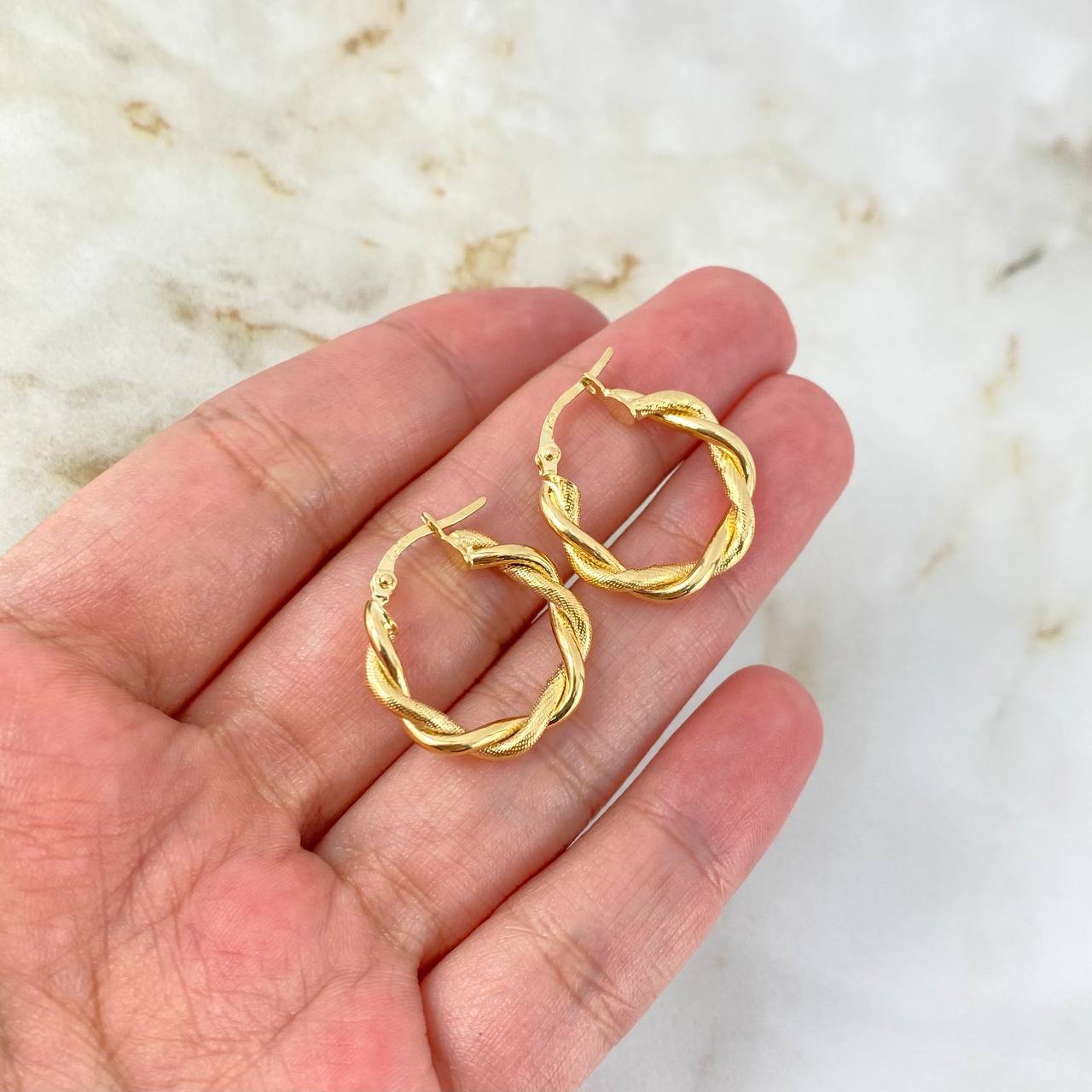 Candongas Angi 1.95gr / 2cm / Serpientes Punteada Oro Amarillo ©