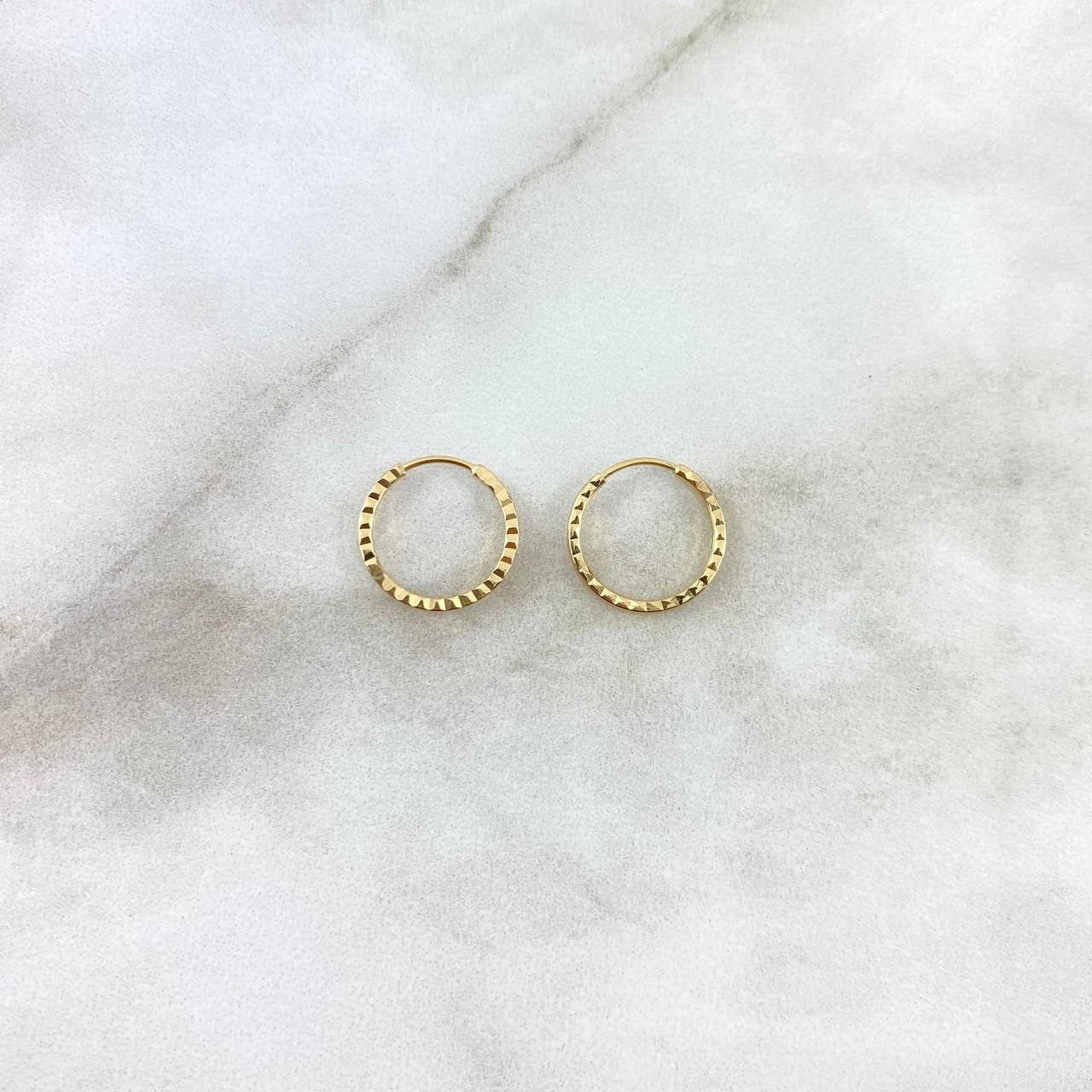 Candongas Aro Rayado 0.85gr / 1.6cm / Oro Amarillo