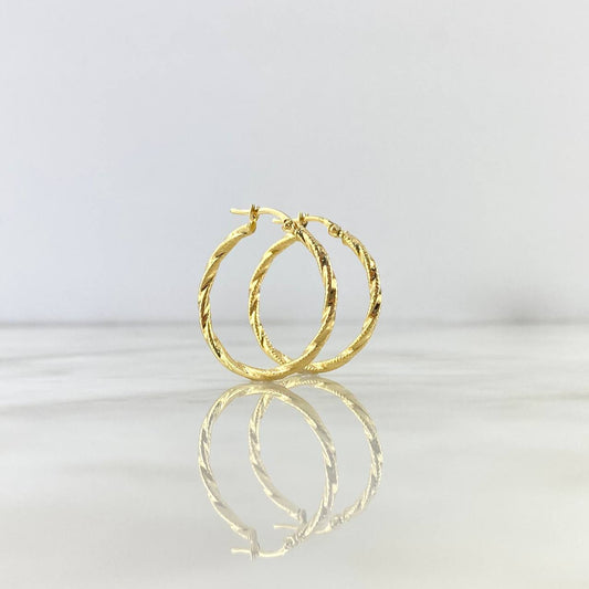 Candongas Sami 1.65gr / 2.7cm / Punteadas Entorchadas Oro Amarillo 18K