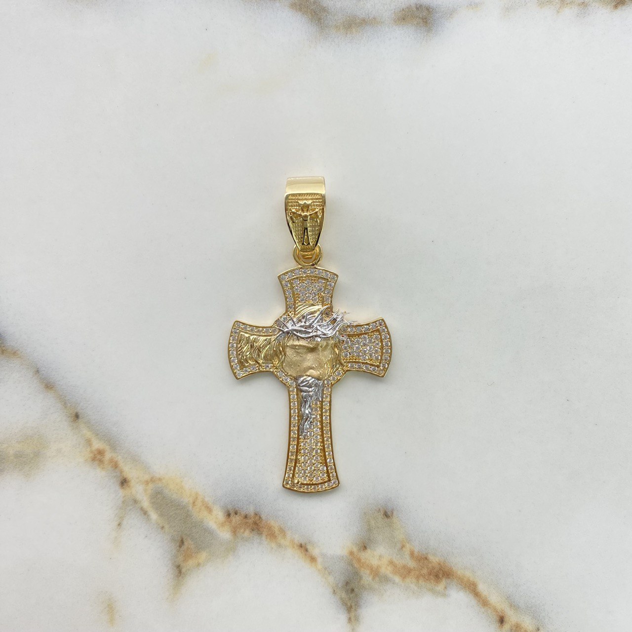 Dije Cruz Rostro de Cristo 10gr / 5.5cm / Circones Blancos Dos Oros Amarillo Blanco &