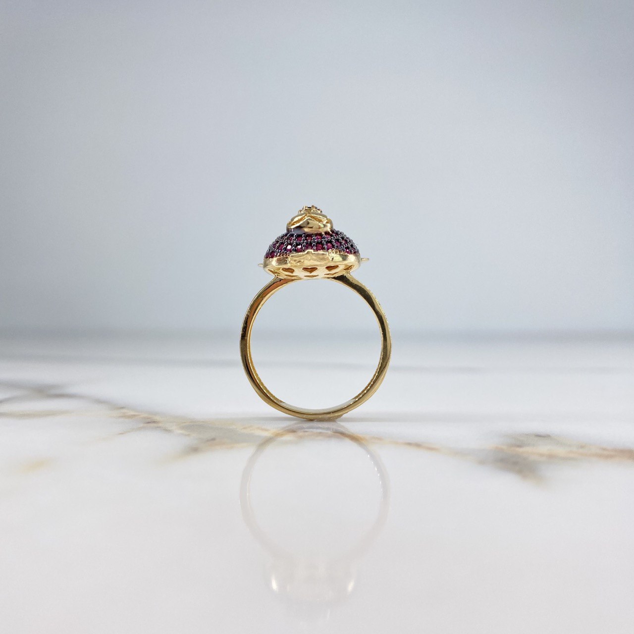 Anillo Oso 4.65gr / T7 3/4 / Circones Fucsias Negros Oro Amarillo &