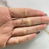 Dije CC 0.5gr / 1.2cm / Circones Blancos Oro Rosa &