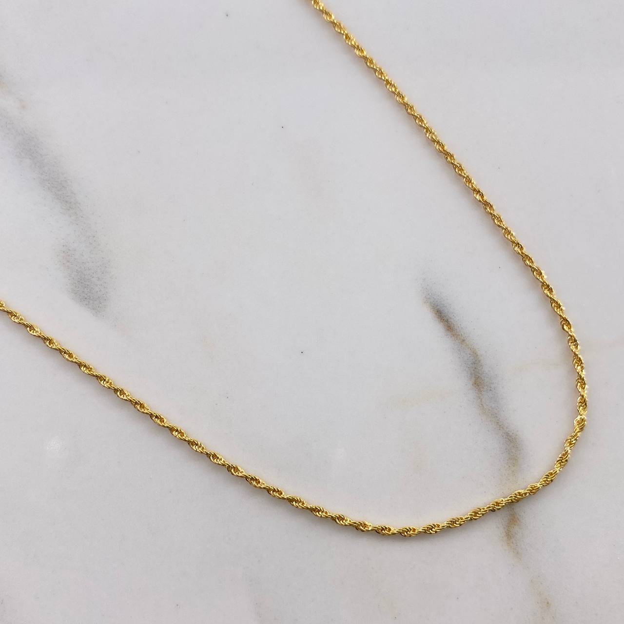 Cadena Lazo 0.95gr / 50cm + Dije San Benito 0.50gr / 1.5cm Oro Amarillo (Oferta) $