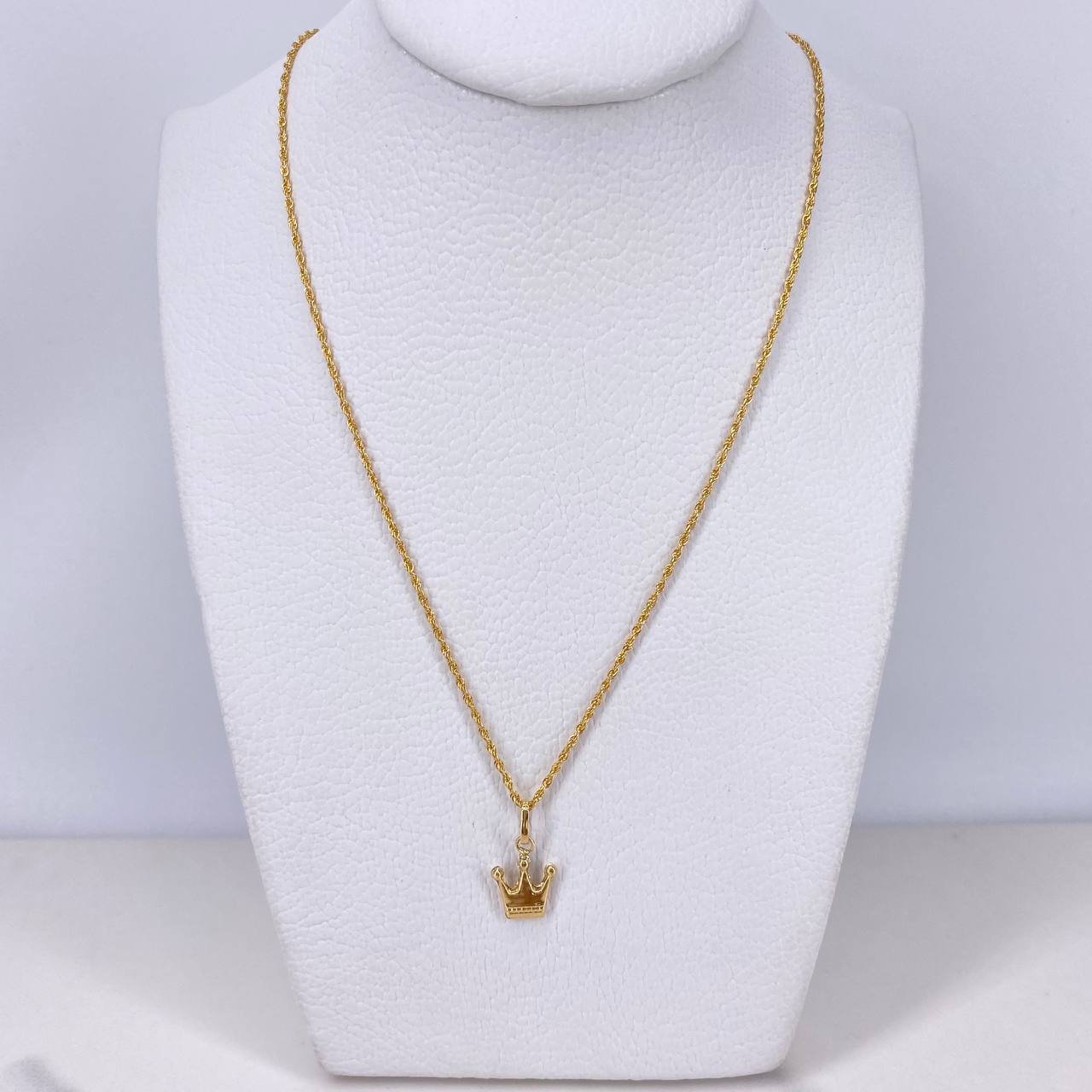 Cadena Lazo 1.05gr / 60cm + Dije Corona 0.40gr / 1.5cm Oro Amarillo (Oferta) $