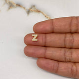 Dije Letra Z 0.75gr / 0.7cm / 3D Circones Blancos Oro Amarillo $