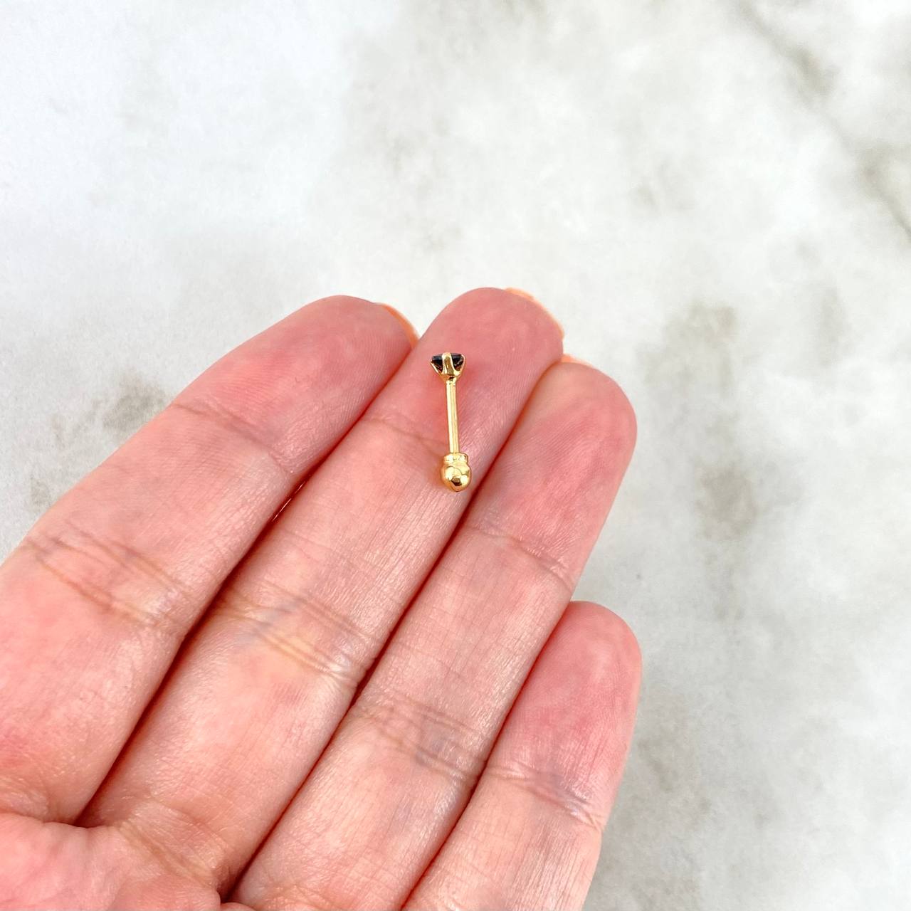 Piercing Chispa Lineal Cuadrada 0.3gr / 1cm / 3mm Circon Negro Oro Amarillo (Joya)