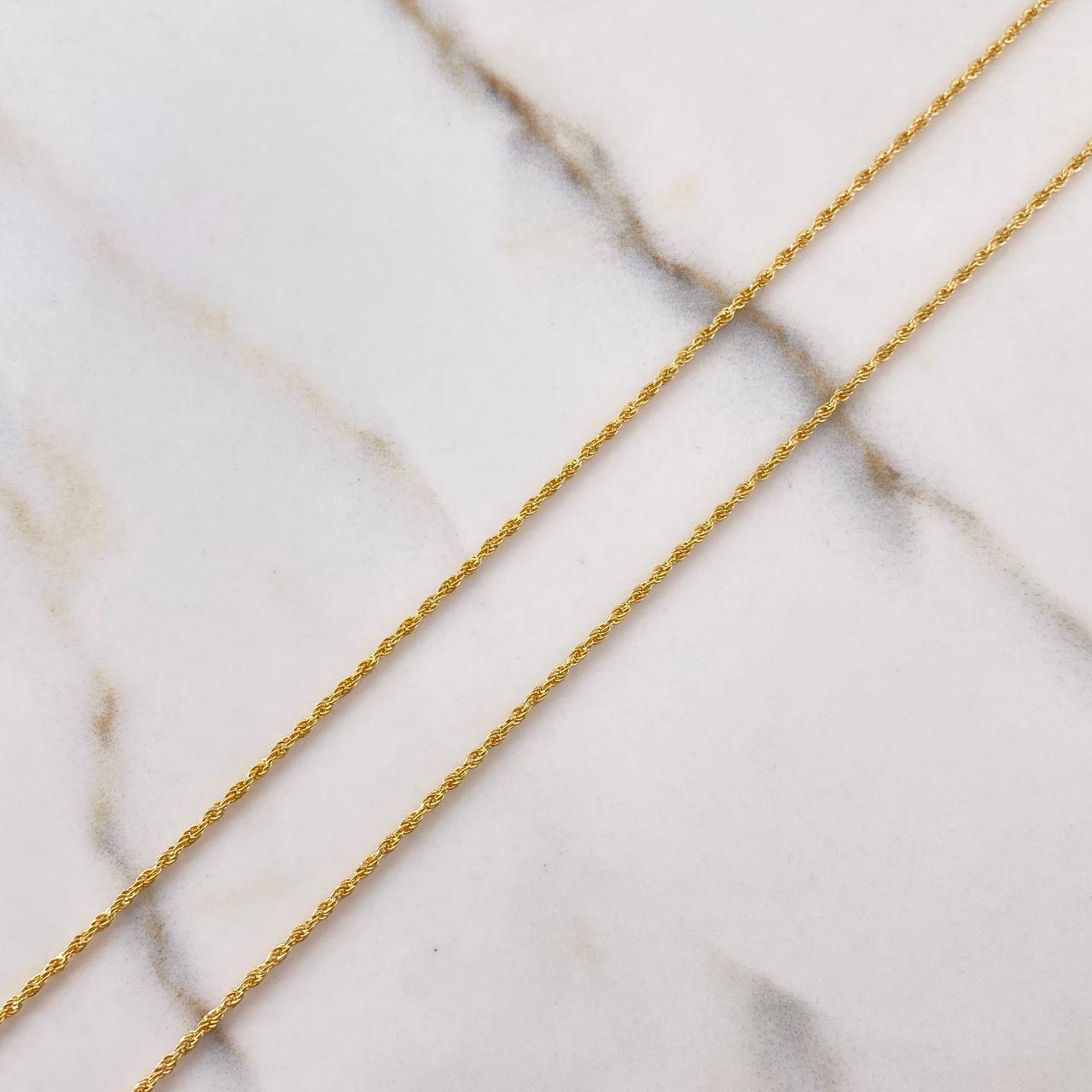 Cadena Lazo 1.1gr / 60cm + Dije San Miguel Arcangel Circones Blancos 0.55gr / 1.7cm / Oro Amarillo (Oferta) $