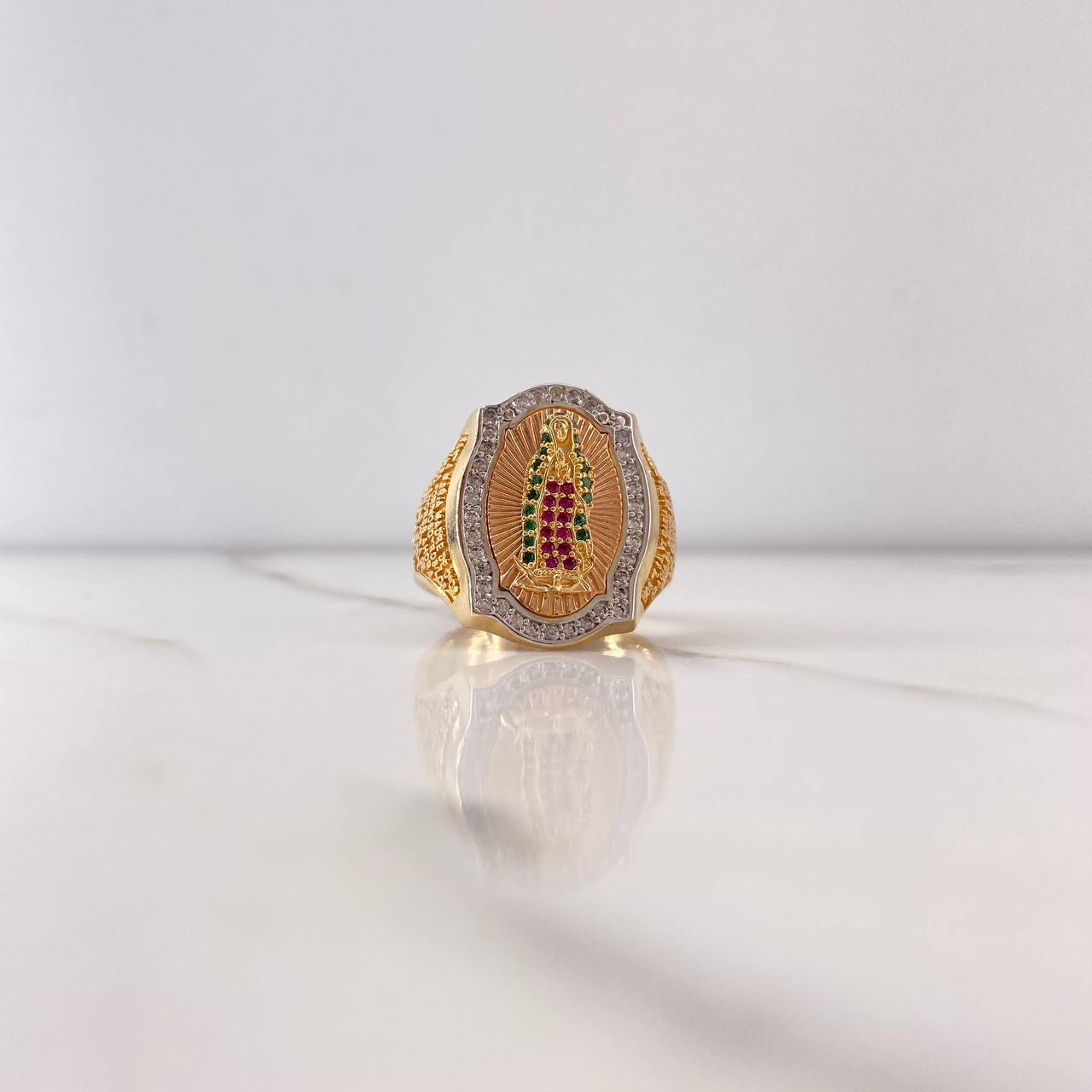 Anillo Virgen de Guadalupe 12.85gr / T10 3/4 / Circones Verdes Fuscias Blancos Tres Oros $