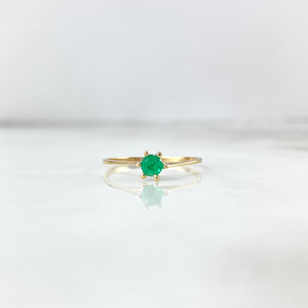 Anillo Solitario 0.95gr / T6 1/4 / Esmeraldas 18pts Oro Amarillo (Joya)
