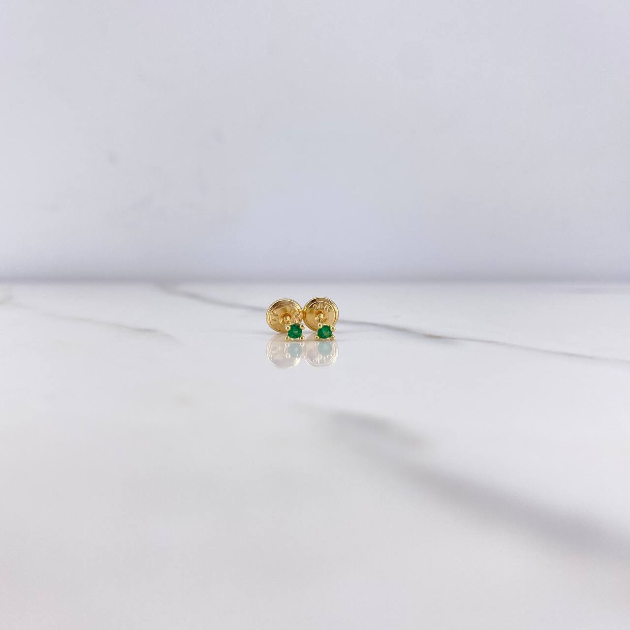 Topos Cuatro Garras Cuadrado 0.45gr / Circon Verde Oro Amarillo &