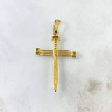 Dije Cruz Clavo 3.65gr / 4.5cm / Circones Blancos Oro Amarillo