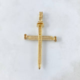 Dije Cruz Clavo 6.35gr / 5.8cm / Circones Blancos Oro Amarillo