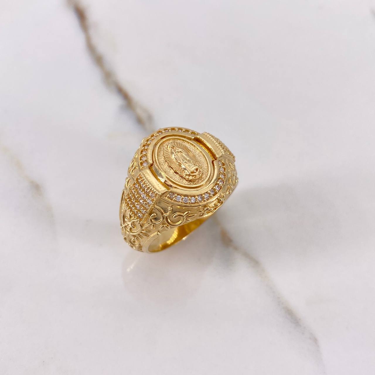 Anillo Virgen de Guadalupe Cinturon 11.25gr / T11 1/2 / Arabescos Circones Blancos Oro Amarillo $