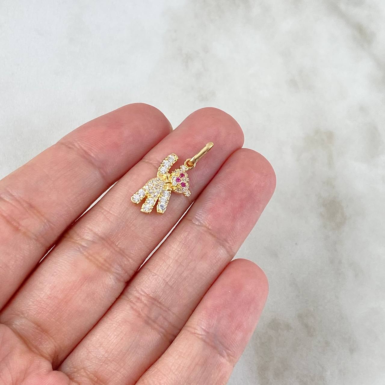 Dije Oso 1.65gr / 2.2cm / Circones Blancos Ojos Nariz Fucsia Oro Amarillo