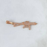 Dije Arma 2.6gr / 4.5cm / Mini Subfusil Circones Blancos Oro Rosa