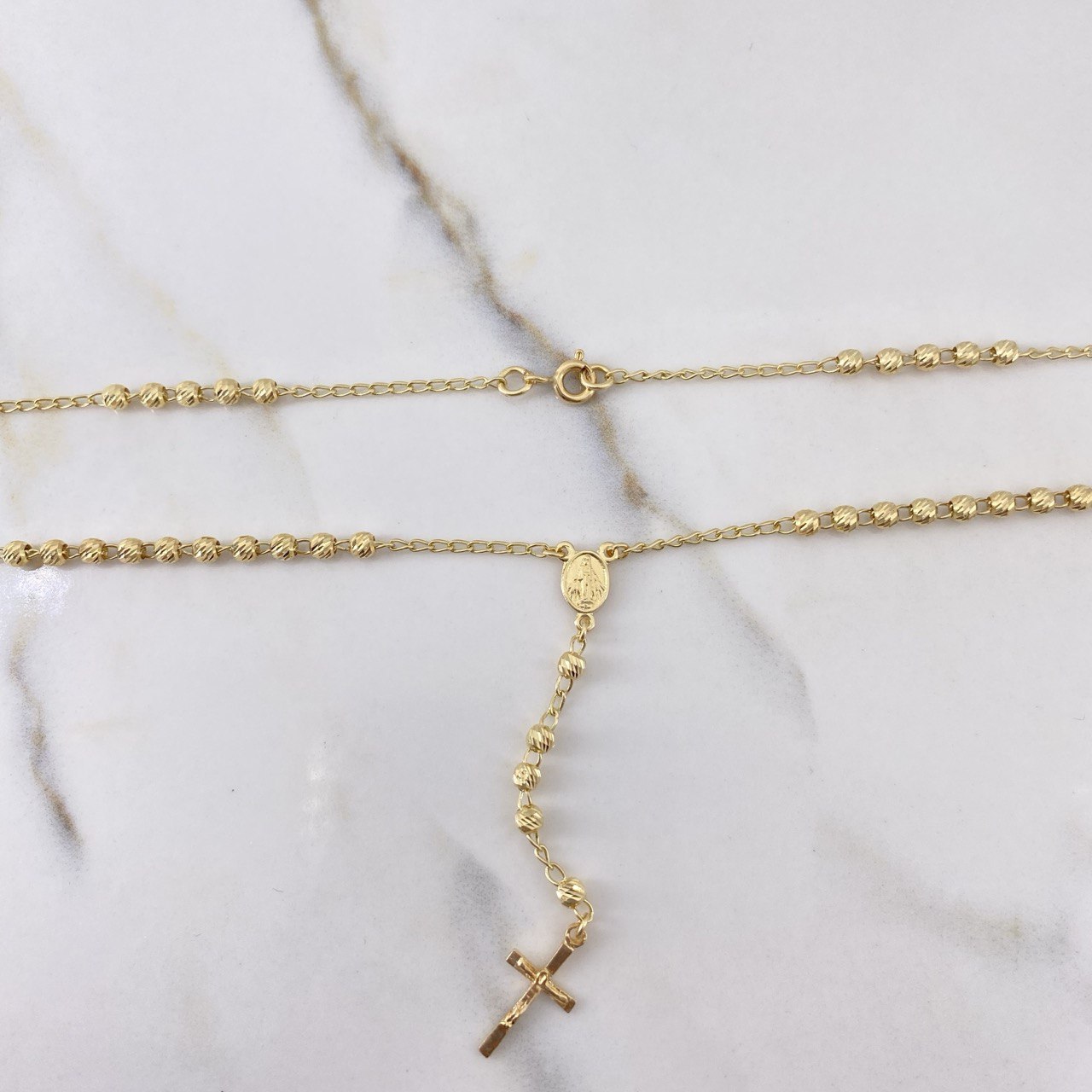 Rosario Virgen Milagrosa 6.3gr / 50cm / 3mm Bolas Diamantadas Oro Amarillo $