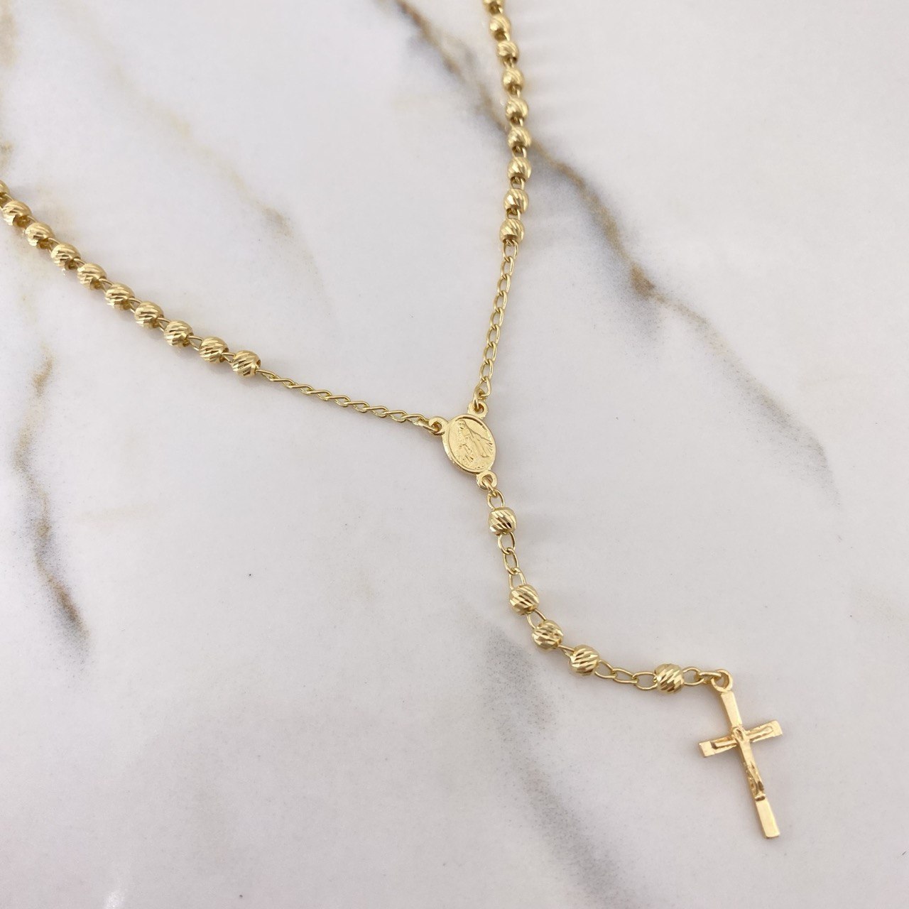 Rosario Virgen Milagrosa 6.3gr / 50cm / 3mm Bolas Diamantadas Oro Amarillo $