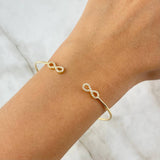 Pulso Aro Infinito 4.35gr / 18cm / Circones Blancos Oro Amarillo *