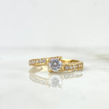 Anillo Solitario Correa Cruzada 2.4gr / T7 1/2 / Circones Blancos Oro Amarillo ©