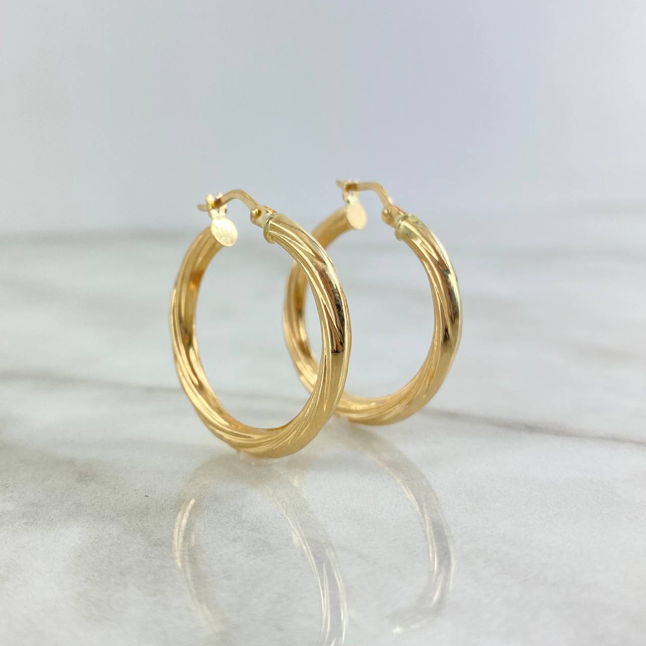 Candongas Mary 1.5gr / 2.3cm / Oro 18K *